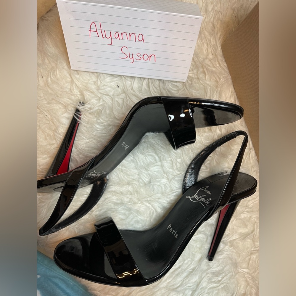 Christian Louboutin O Astrid 100